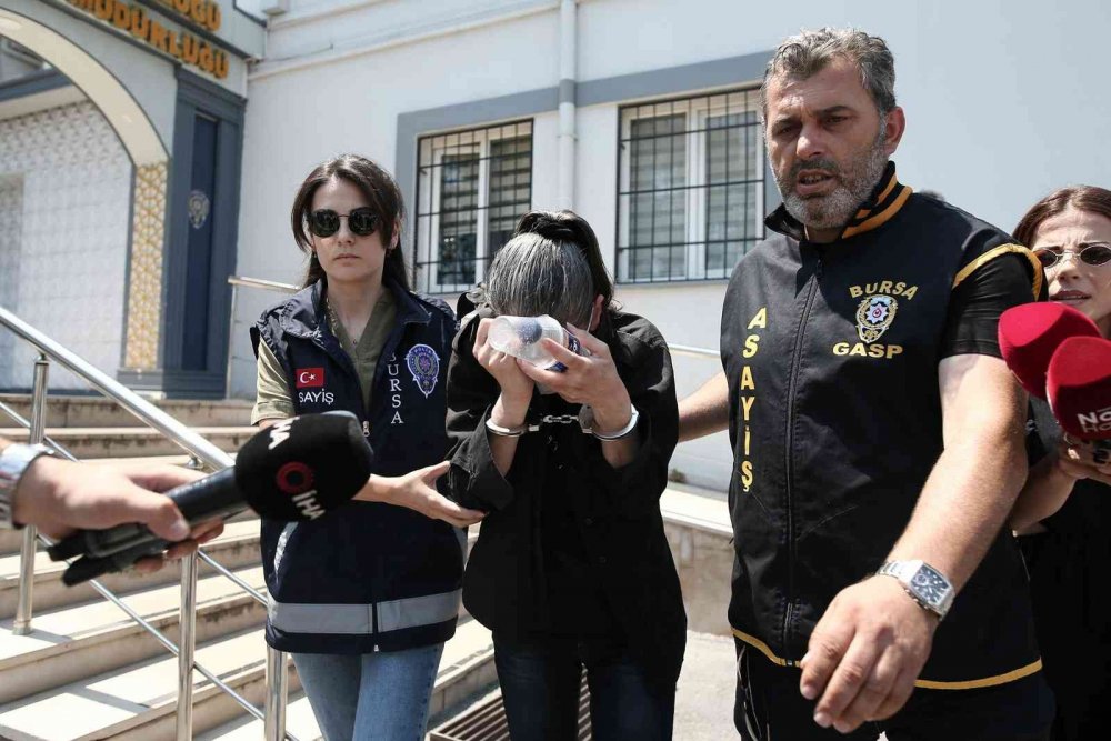 Çöp evde öz yeğenini kilitli tutan teyze tutuklandı! Son ifadesi ortaya çıktı!