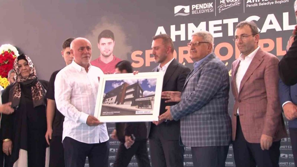 Ahmet Çalık Spor Kompleksi açılışında duygu dolu anlar!