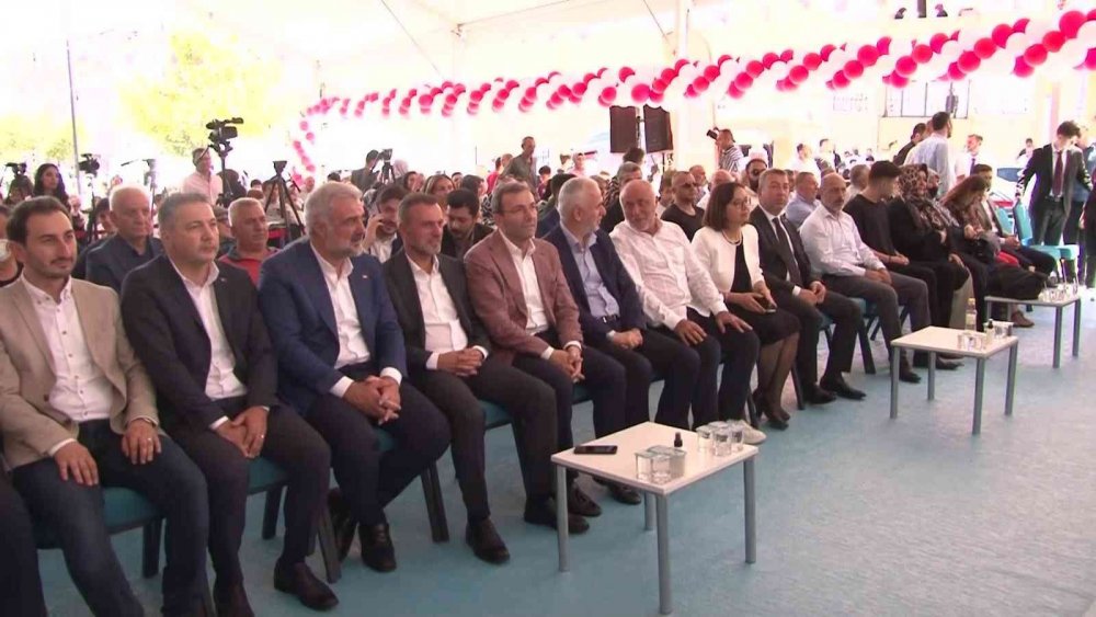Ahmet Çalık Spor Kompleksi açılışında duygu dolu anlar!