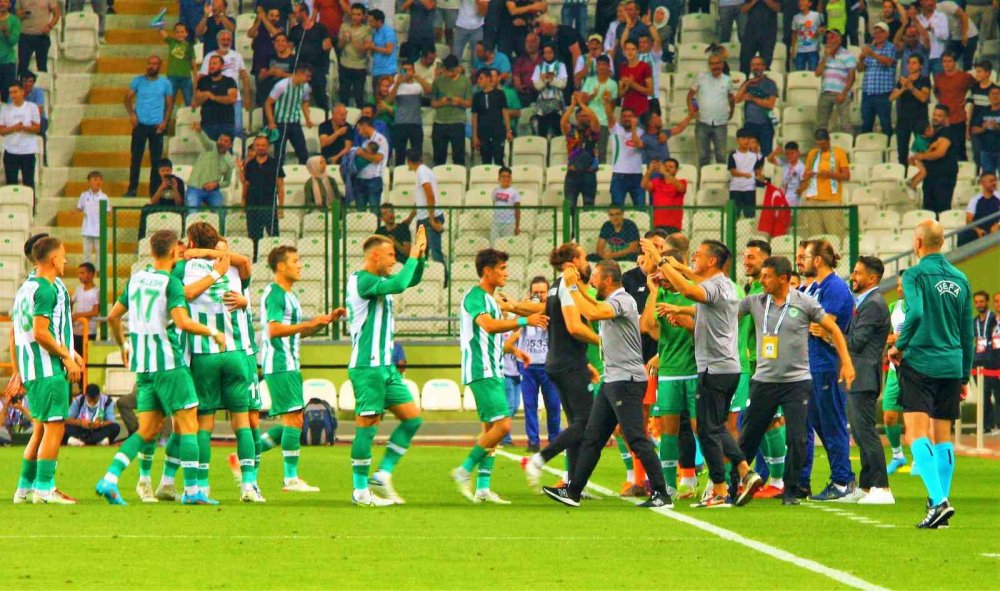 Konyaspor 5 yıl aradan sonra Avrupa'da turladı! Bate Borisov'u antrenman havasındaki maçta rahat geçti