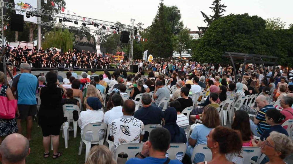 Kemer Yörük Festivali coşkulu başladı