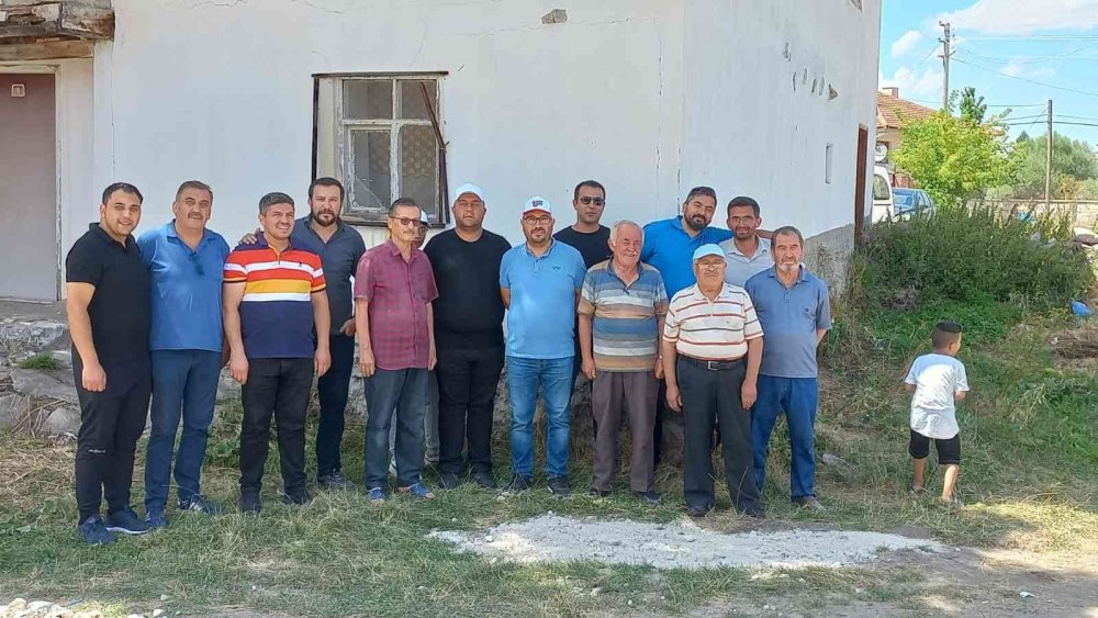 Türkiye'deki köyünden 'Çankırılı Boris Johnson’a destek geldi! İmza kampanyası başlattılar