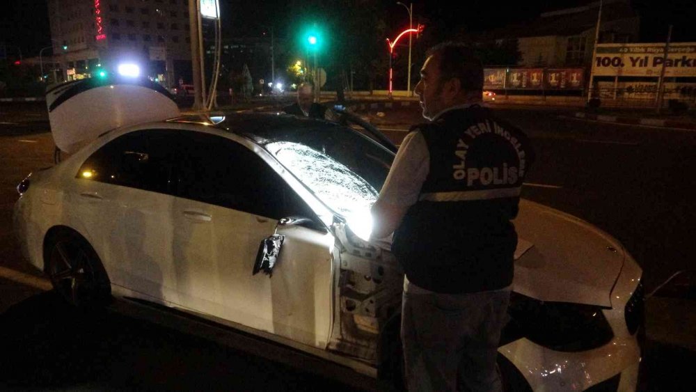 Yolun karşısın geçmek isterken otomobilin çarptığı Cevat Tanışık hayatını kaybetti