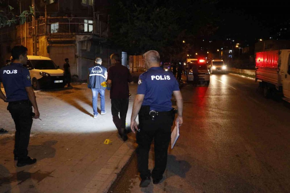 Adana'da silahlı saldırı! Otomobil tamircisi ağır yaralandı