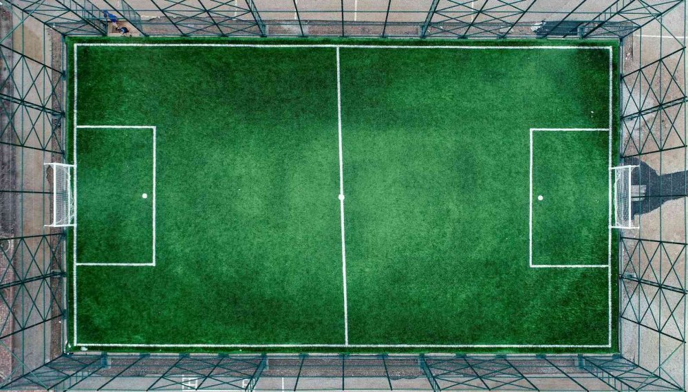 Meram'a 6 halı saha daha