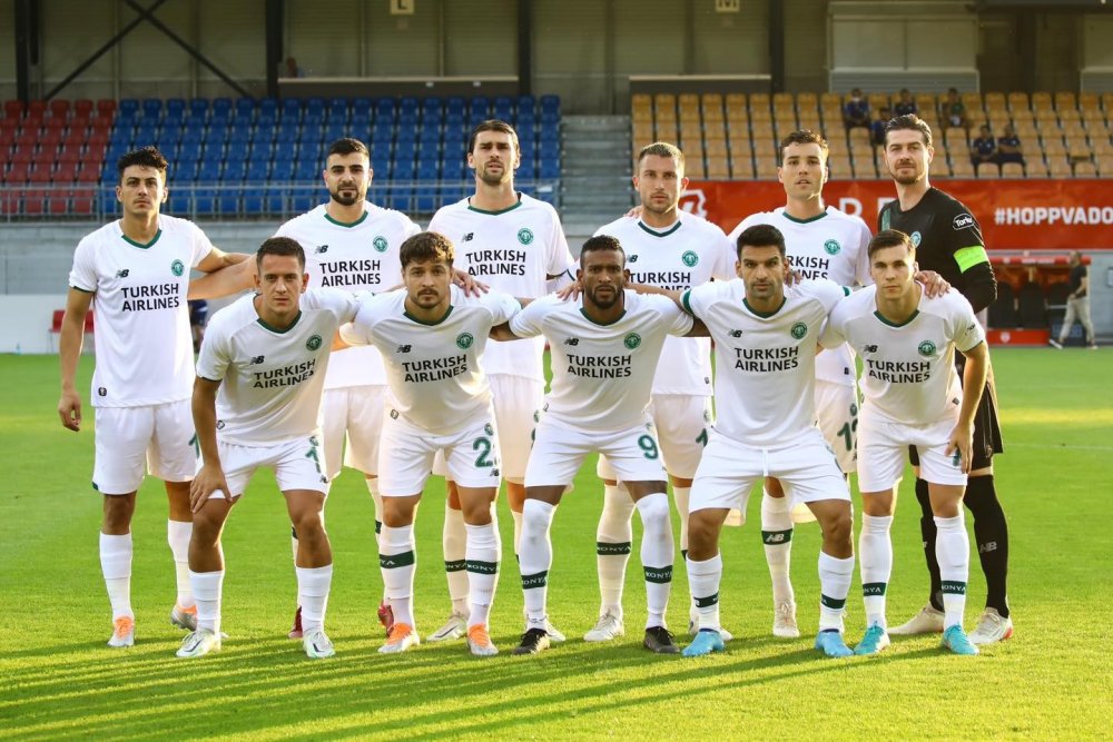 Konyaspor turu Konya'ya bıraktı! Zayıf Vaduz şansıyla beraberliği kaptı