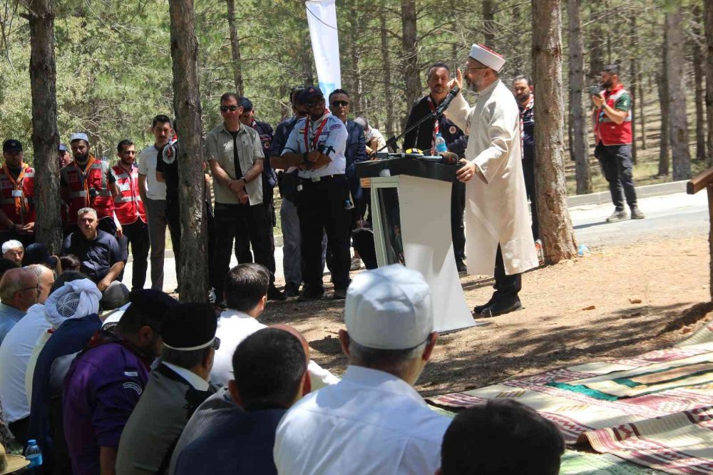 Diyanet İşleri Başkanı Erbaş Konya İslam İzcileri Dostluk Kampı'nda konuştu: İsraf haramdır!