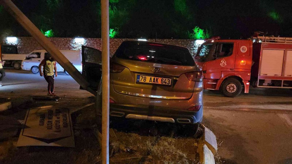 Karabük'te cip otomobille çarpıştı! 3’ü çocuk 2'si ağır 6 kişi yaralandı