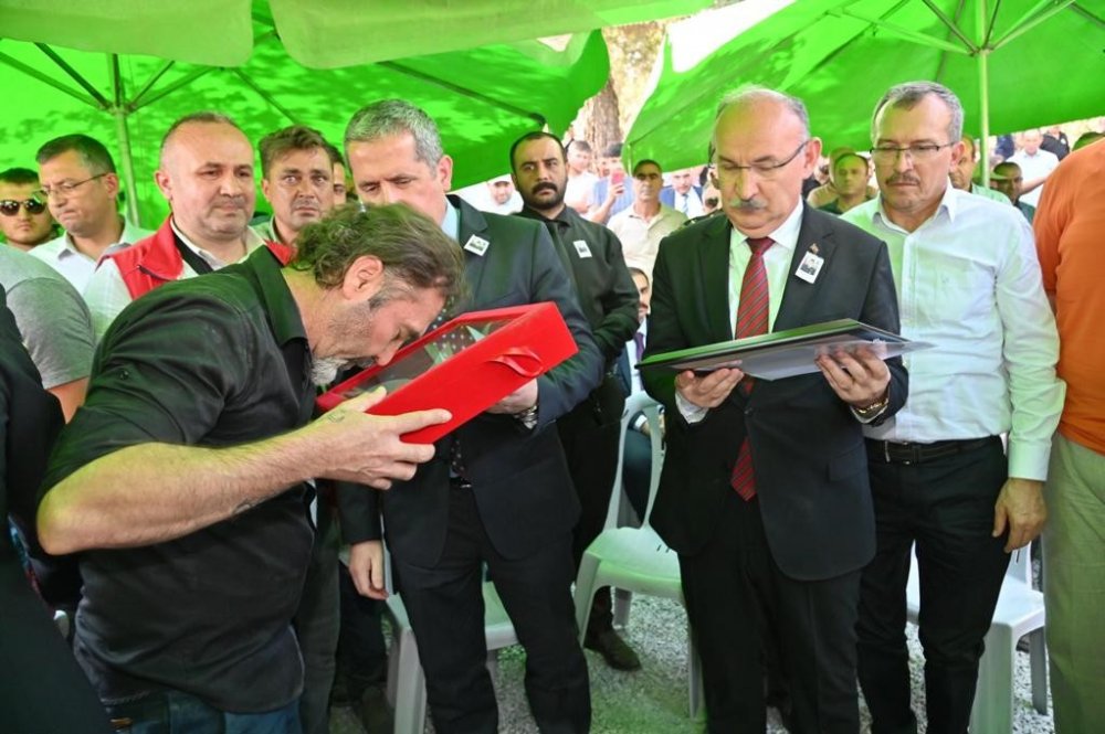 Şehit Reşat Ergin'e son görev! Gözyaşlarıyla toprağa verildi! Mesajı yürekleri dağladı