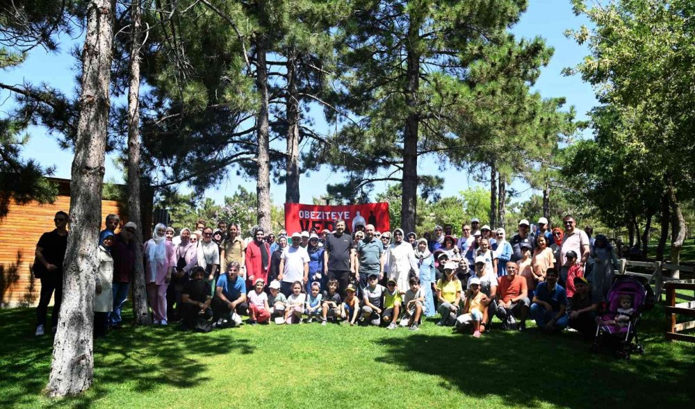 Selçuklu Kadın Meclisi'nden Konya'da 'Obeziteye Veda Sağlığa Merhaba' yürüyüşü