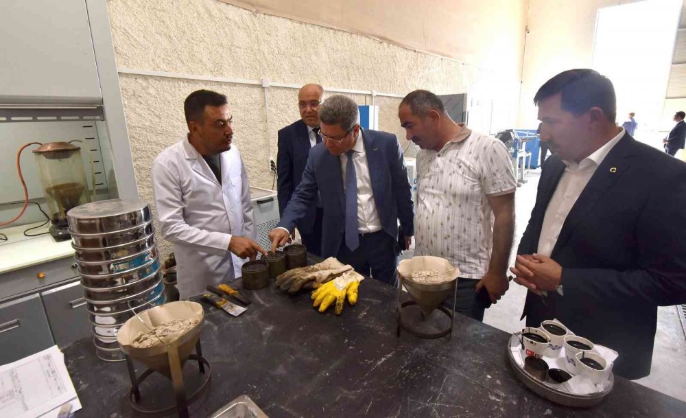 Konya 2021 sürüyor! Tunus Olimpiyat Komitesi Karatay yatırımlarını inceledi! Etliekmek yedi