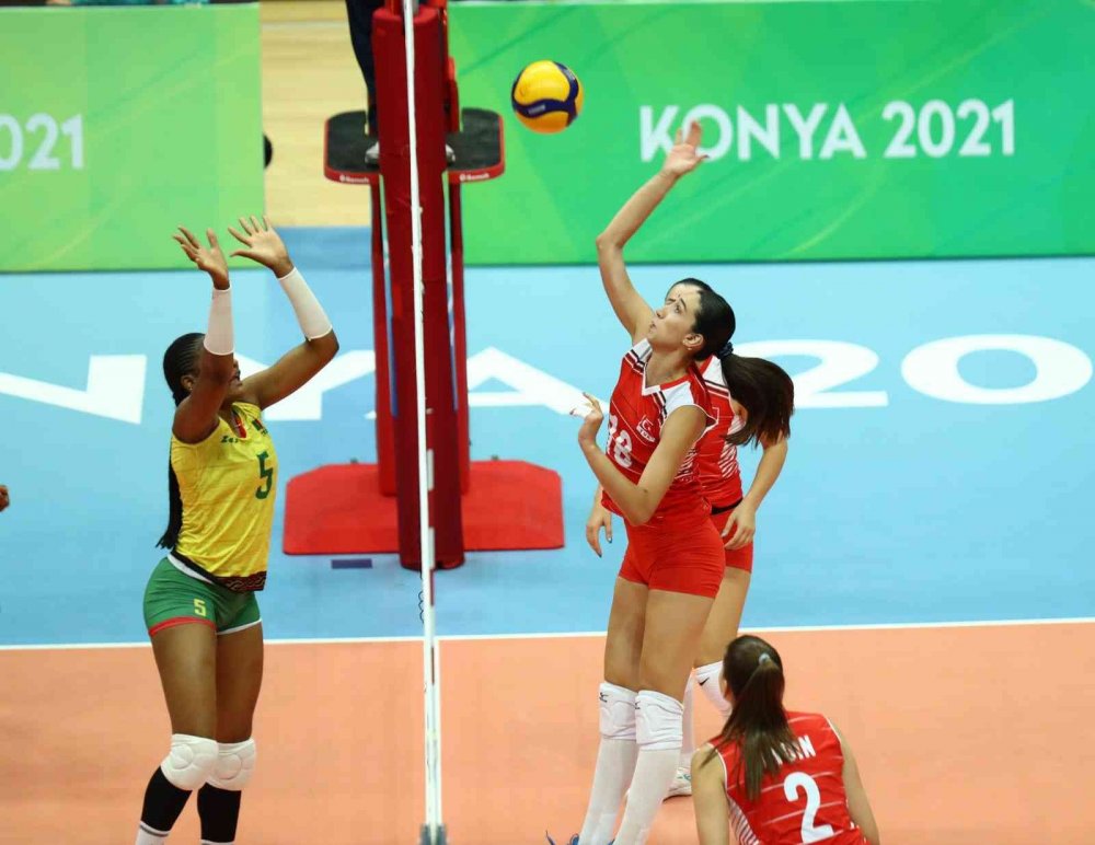 Konya 2021! A Mili Kadın Voleybol Takımı finale adını yazdırdı! Final maçı hangi kanalda yayınlanacak?