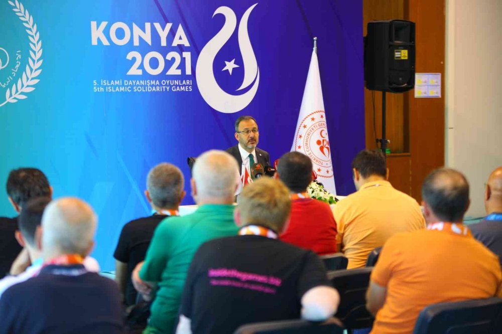 Bakan Kasapoğlu'ndan Konya 2021 açıklaması: Bizim rekorumuzu kırmaya çalışacaklar