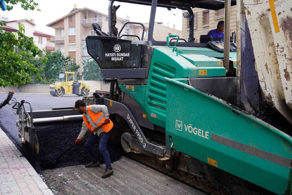 Konya Selçuklu'da asfalt çalışmaları sürüyor