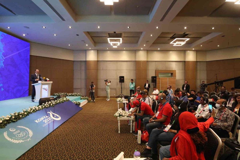 Başkan Altay yabancı basına açıklamalar! Konya ve Türkiye olimpiyatlara hazır”