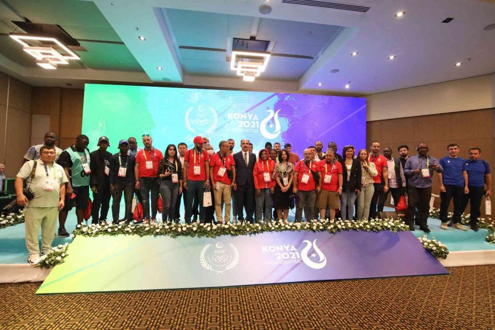 Başkan Altay yabancı basına açıklamalar! Konya ve Türkiye olimpiyatlara hazır”