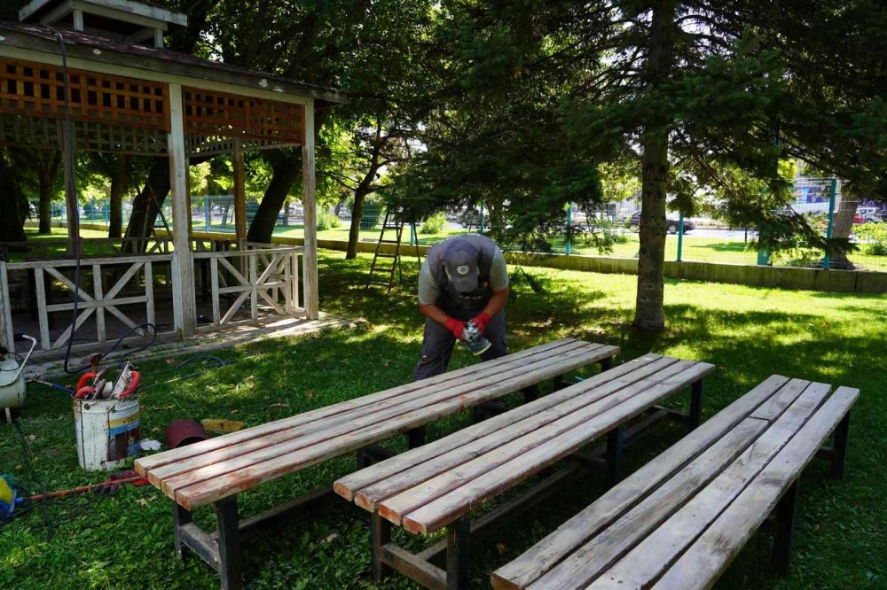 Selçuklu’da park bakım çalışmaları sürüyor