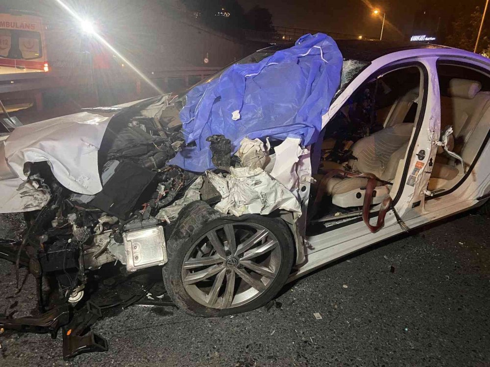 Sarıyer’de bariyerlere çarpan araçta Adem Akdan hayatını kaybetti