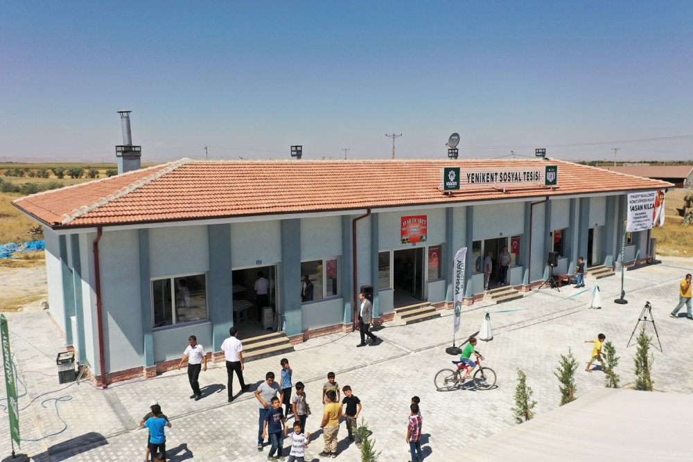 Konya'ya bir sosyal tesis daha! Karatay'da çok amaçlı Yenikent Sosyal Tesisi hizmete girdi