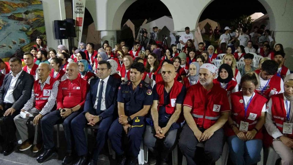 Türk Kızılay’ından Hilal-i Ahmer’e vefa yürüyüşü ve anma programı