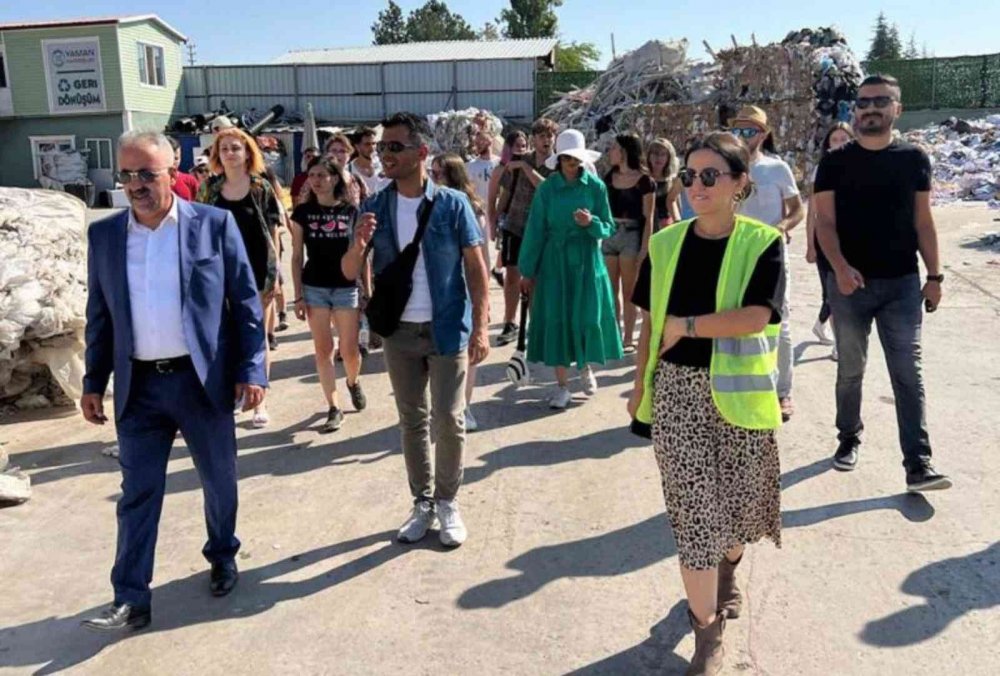 Kırıkkale'de sıfır atık projesi! 5 ülkenin gençleri 'israf etme, geri dönüştür ve dünyayı kurtar' projesi için buluştu