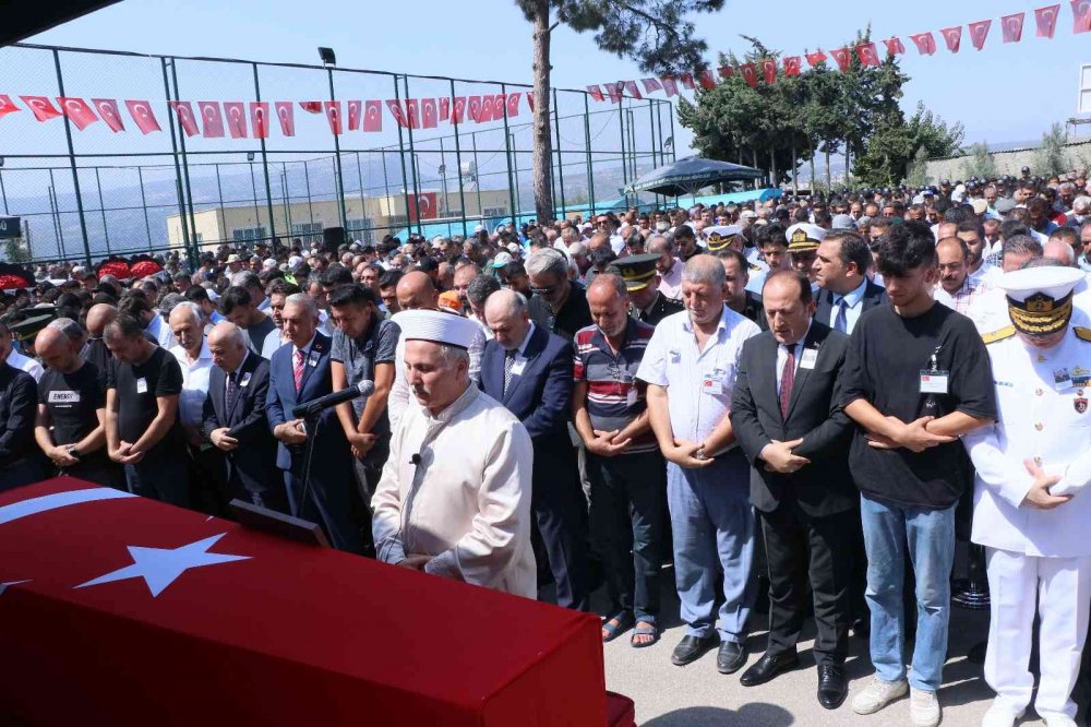 Şehit Hava Savunma Astsubay Kıdemli Çavuş Okan Meteöz'e son görev