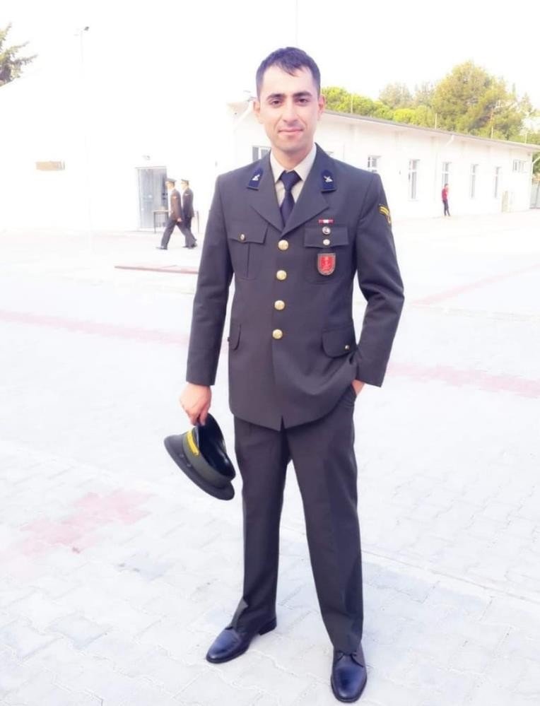 Şehit Hava Savunma Astsubay Kıdemli Çavuş Okan Meteöz'e son görev