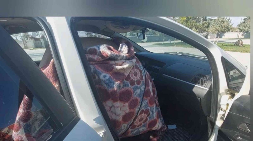 Aksaray'dan Konya'ya tarihi eser nakli jandarmaya takıldı! 1200 yıllık Bizans 'Pithos Küpü'yle ön koltukta yakalandı