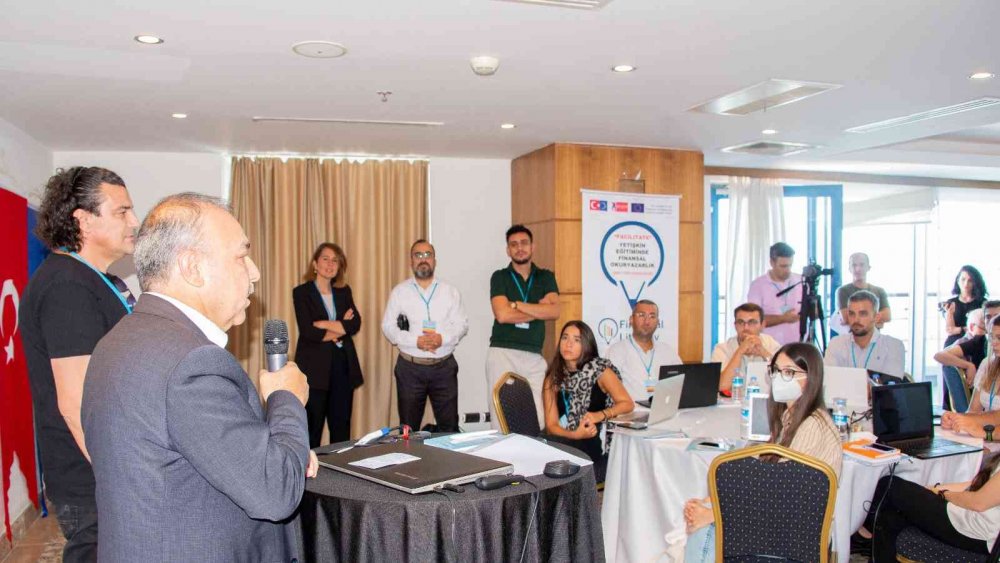 Konya haber! Öğretmenlere ‘Yetişkin Eğitiminde Finansal Okuryazarlık Projesi’ eğitimi