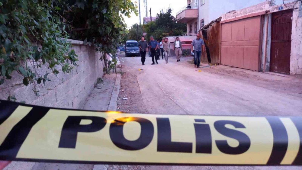Konya’da trafik kavgasında takip ettikleri şahıs evinin önünde vurmuştu! Yaralılardan Şükrü ve Ahmet Çetin öldü