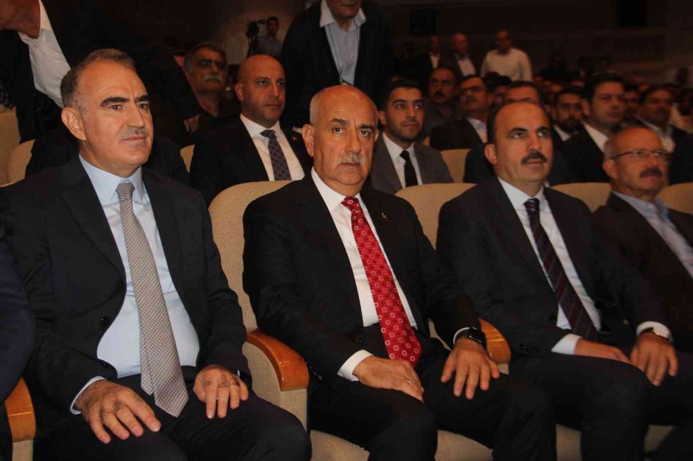 Bakan Kirişci'den Konya'da önemli açıklamalar! Tarımın başkenti Konya Anadolu'ya öncülük etti
