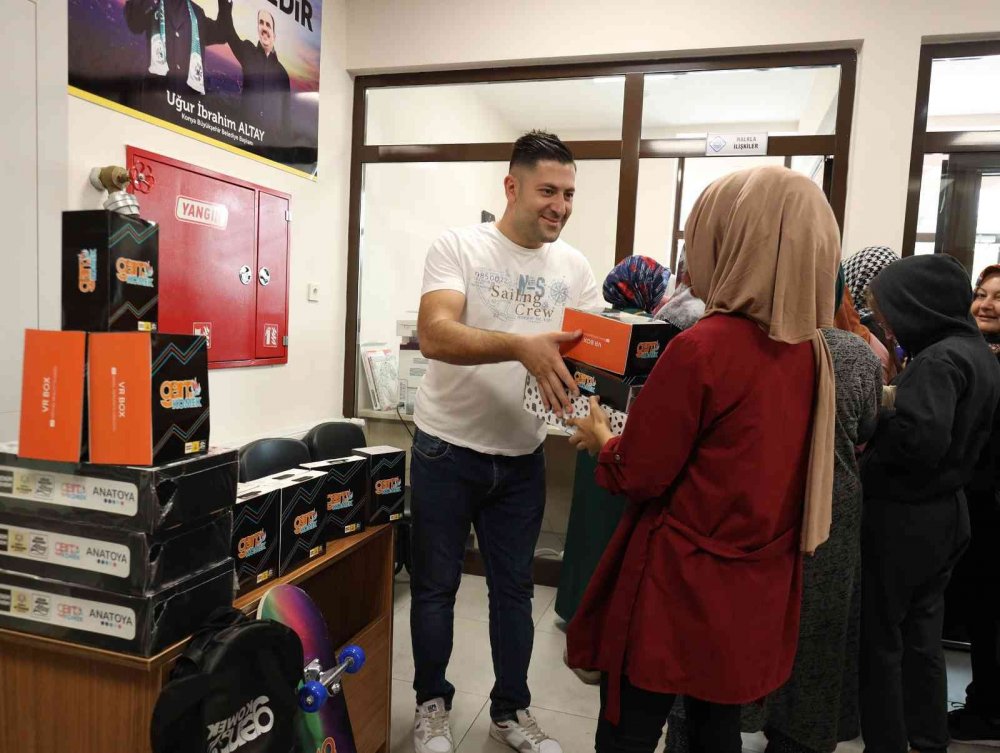 Konya haber! Genç KOMEK’te başarılı olan 43 bin 442 öğrenciye ödül