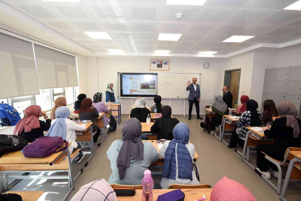 Konya haber! Başkan Altay'dan MSR İHL Proje Okulu ve Kız Anadolu İHL'ye ziyaret