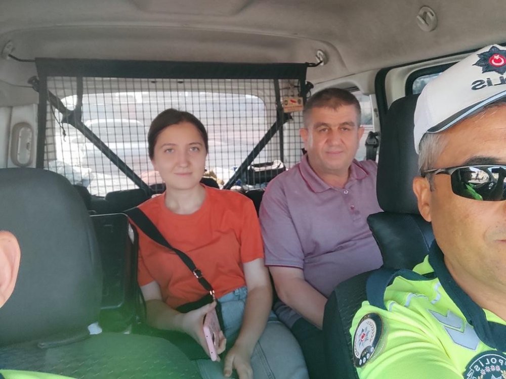 Konya'da KPSS’ye geç kalan öğrencileri sınava polis ekipleri yetiştirdi