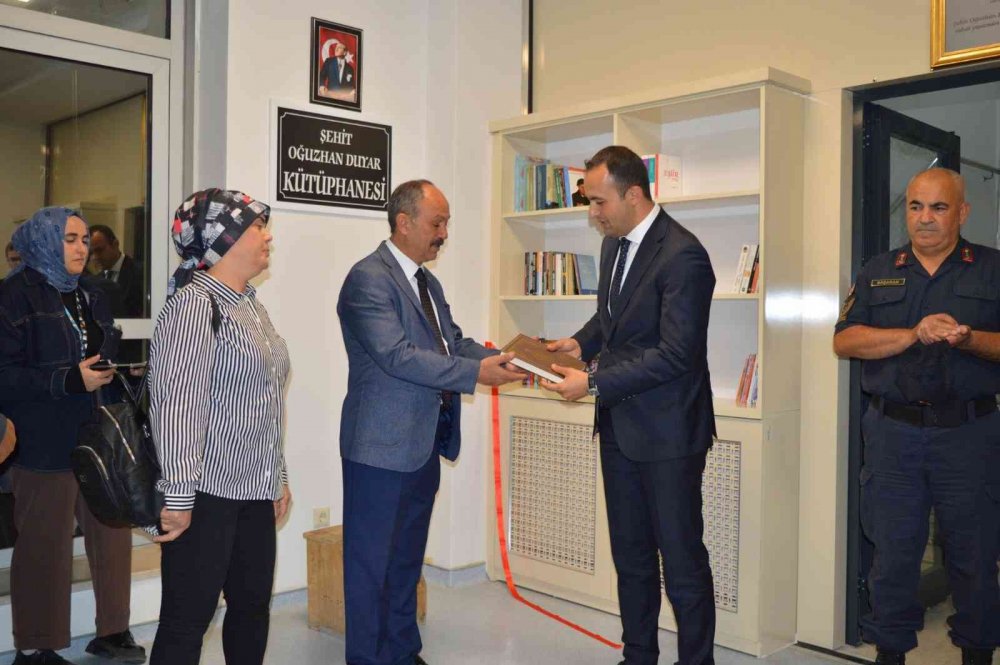 Terör saldırısında şehit olan polis Oğuzhan Duyar'ın ismi Konya'da yaşatılacak