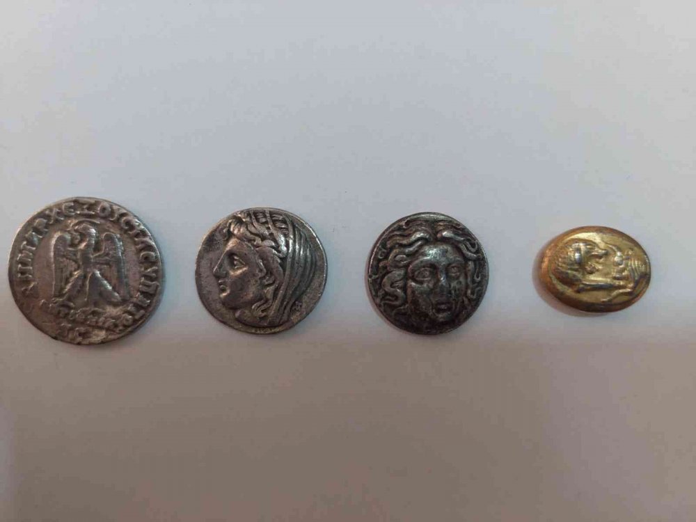 Konya Selçuklu’da Lidya, Helenistik ve Roma dönemine ait sikkeler ele geçirildi! 1 gözaltı