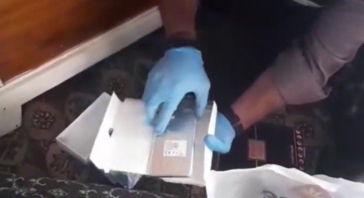 Konya'da 10 farklı adrese eş zamanlı kaçak telefon operasyonu! 5 gözaltı