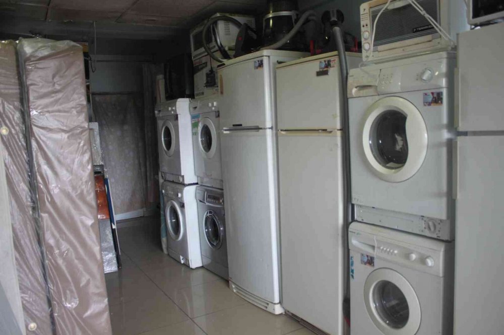 Öğrenci şehri Konya'da ikinci el ev eşyası satışları arttı