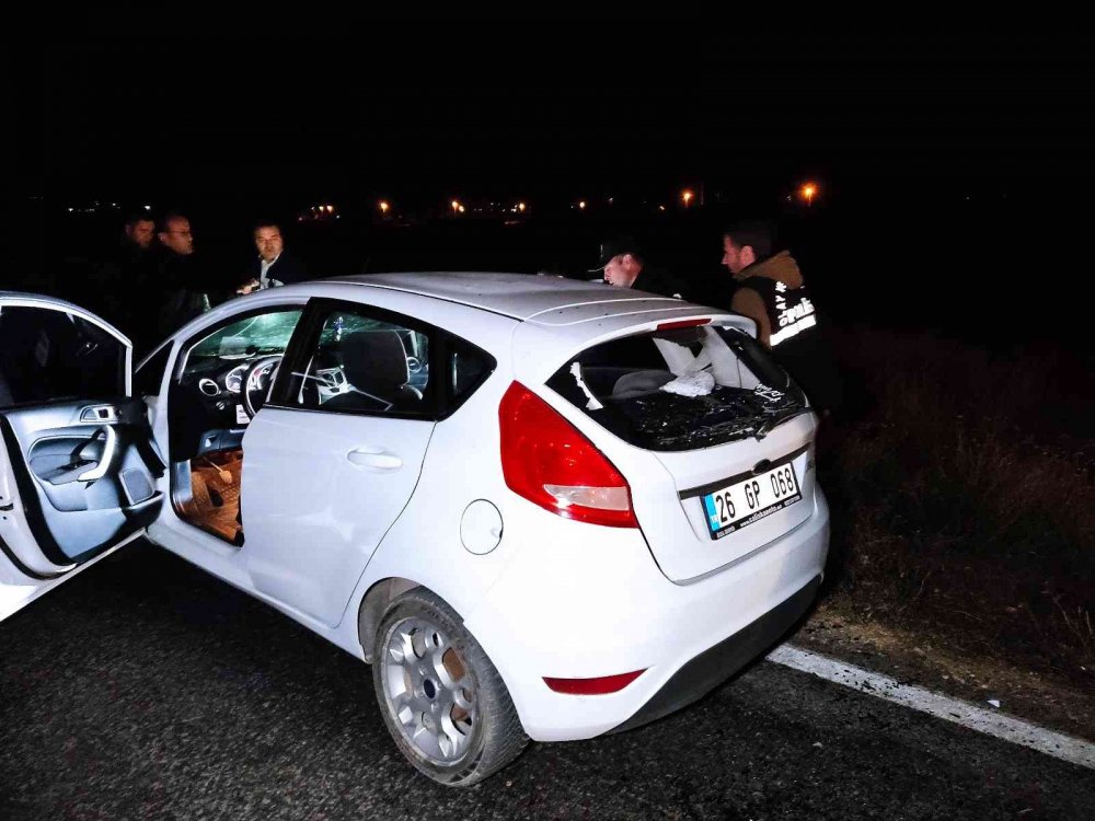 Tepebaşı'nda feci kaza! Karanlık yoldan geçmek isteyen Hakan Çobanoğlu hayatını kaybetti