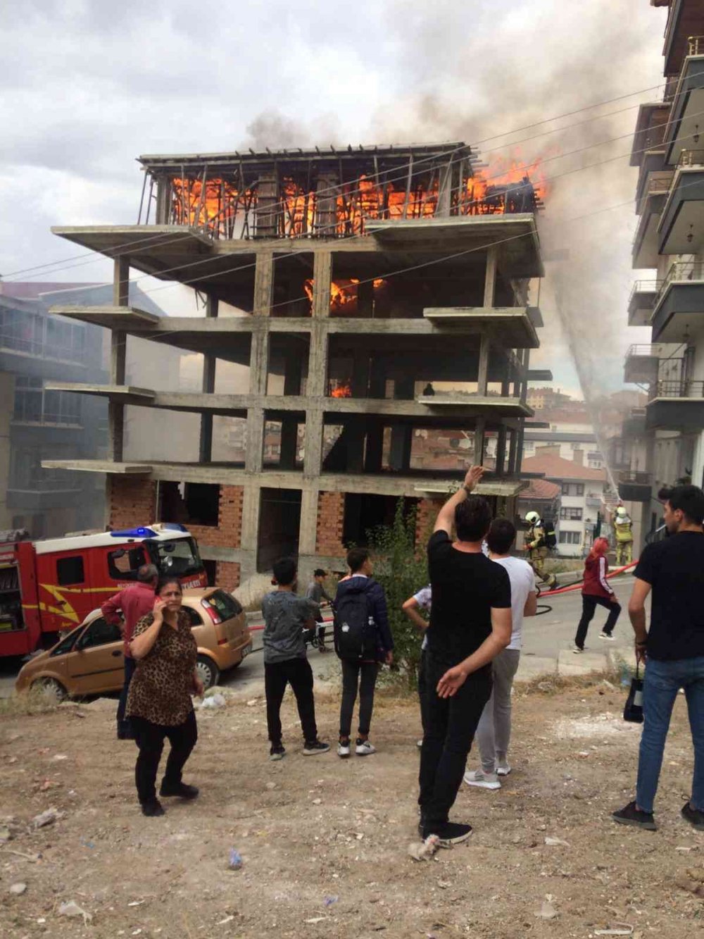 Ankara'da korkutan inşaat yangını! Nedeni ortaya çıktı