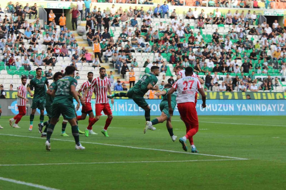 Konyaspor Ümraniye'ye acımadı!