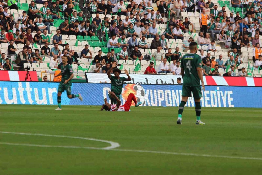 Konyaspor Ümraniye'ye acımadı!