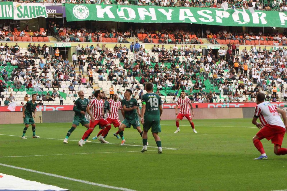 Konyaspor Ümraniye'ye acımadı!