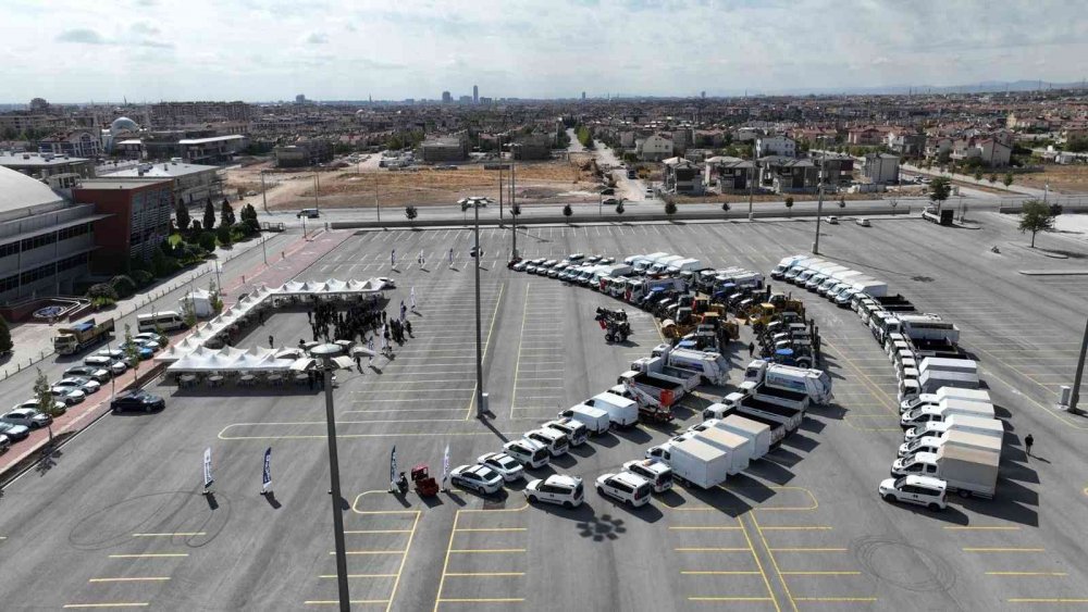Konya haber! Selçuklu Belediyesi filosunu 94 yeni hizmet aracıyla güçlendirdi