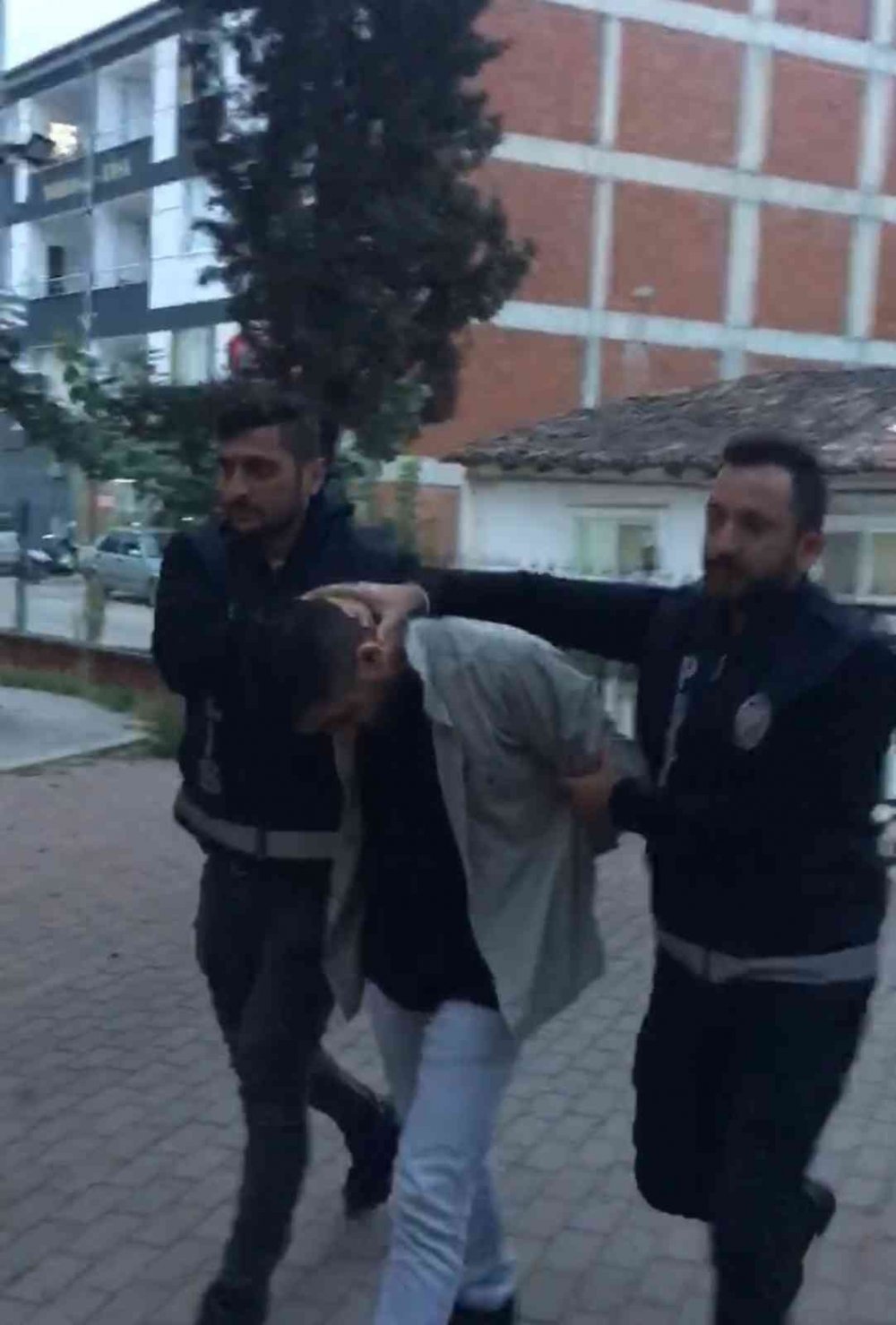 Jandarma önünde bisikletiyle giden Ahmet Cin'i ağır yaralayan saldırgan 7 gün sonra evinden alındı
