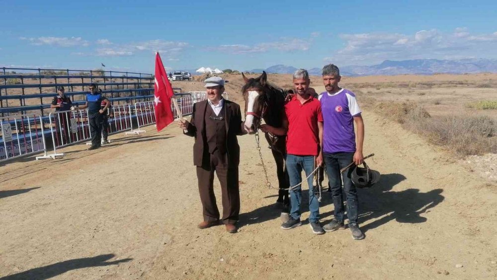 Rahvan atları yarıştı! Konya'dan Mehmet Kavun başaltında birinci oldu