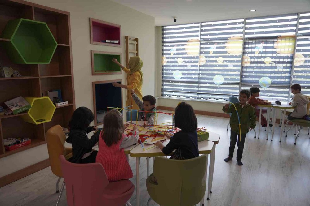 Konya haber! Hatice Hatun Külliyesi Çocuk Mektebi ve KOP Çocuk Kütüphanesi ilgi odağı oldu