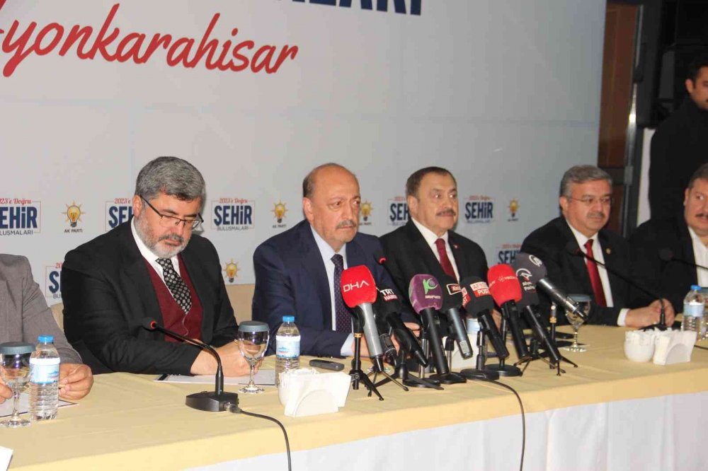 Çalışma Bakanı Bilgin'den EYT açıklaması! Önümüzde tek bir model var!