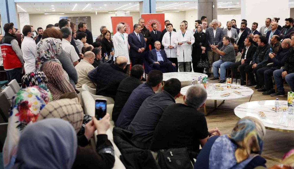 Cumhurbaşkanı Erdoğan'dan yaralı madencilere ziyaret!