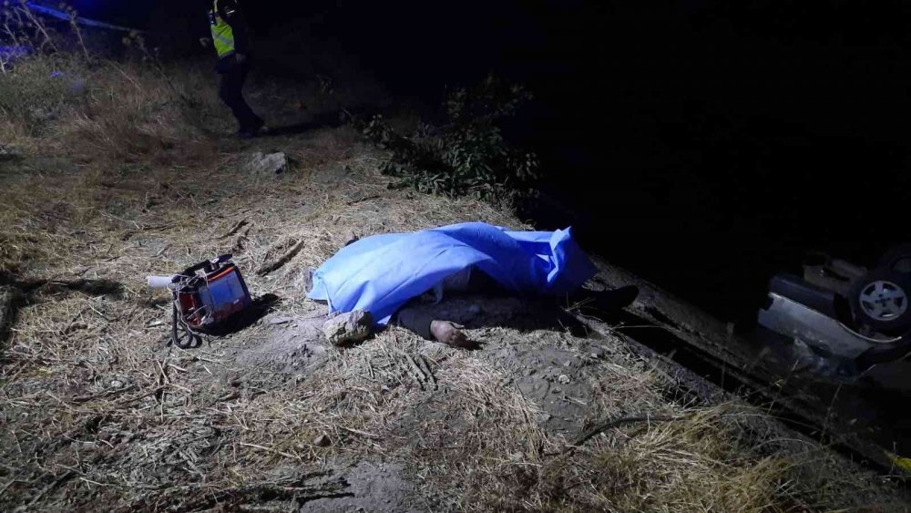 Manisa’da nişana giden ailenin aracı su kanalına uçtu! Mesut Kocabıyık öldü, 5 yaralı